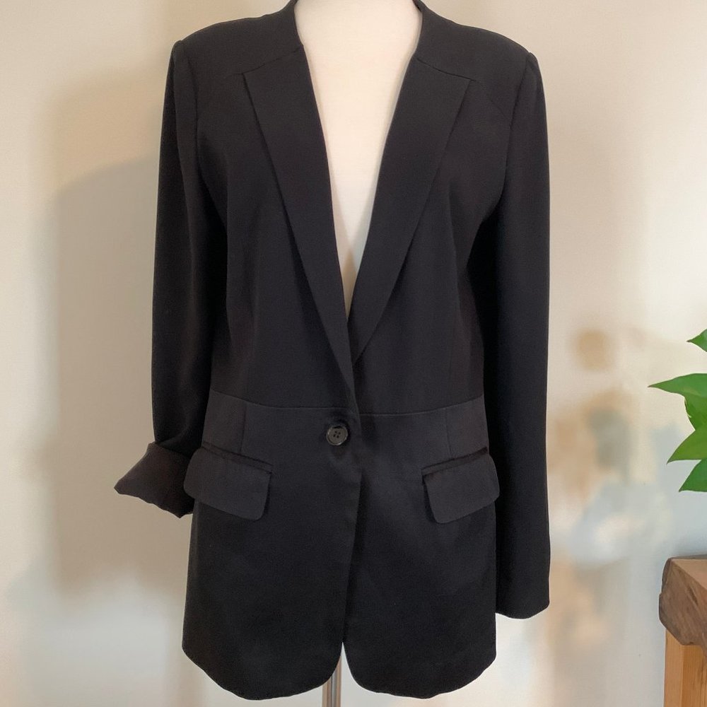 Chelsea 28 dual finish long black blazer
